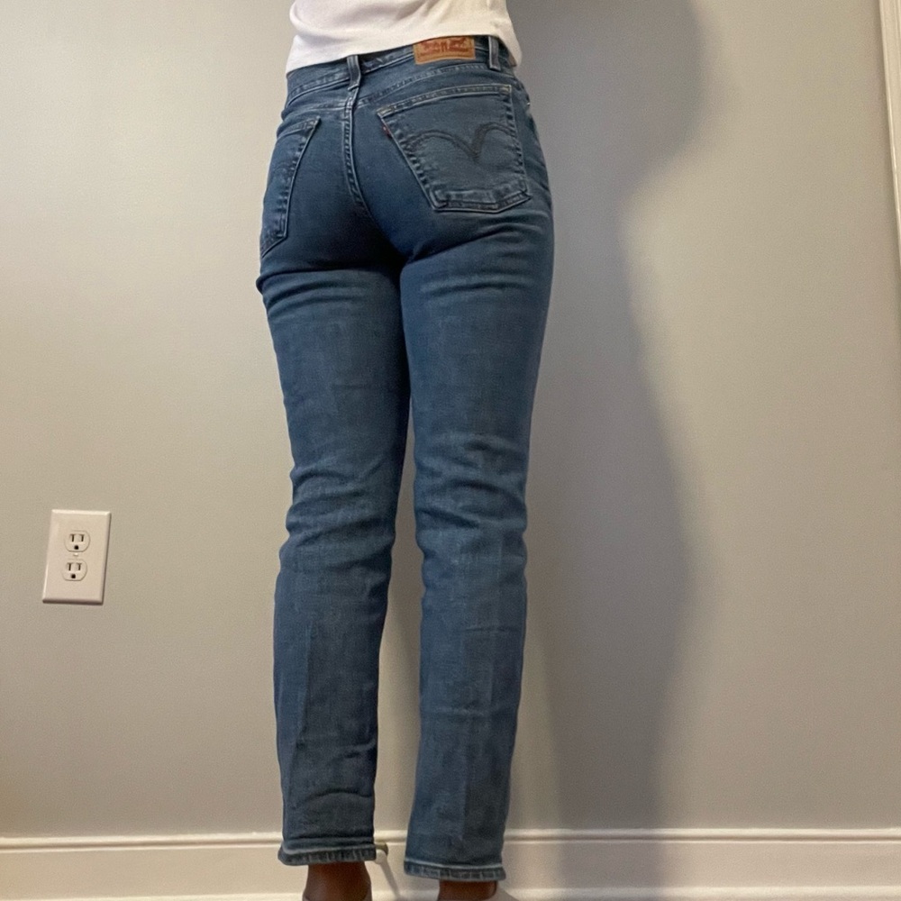 Levi Jeans - Wedgie Straight - Picture 6 of 6